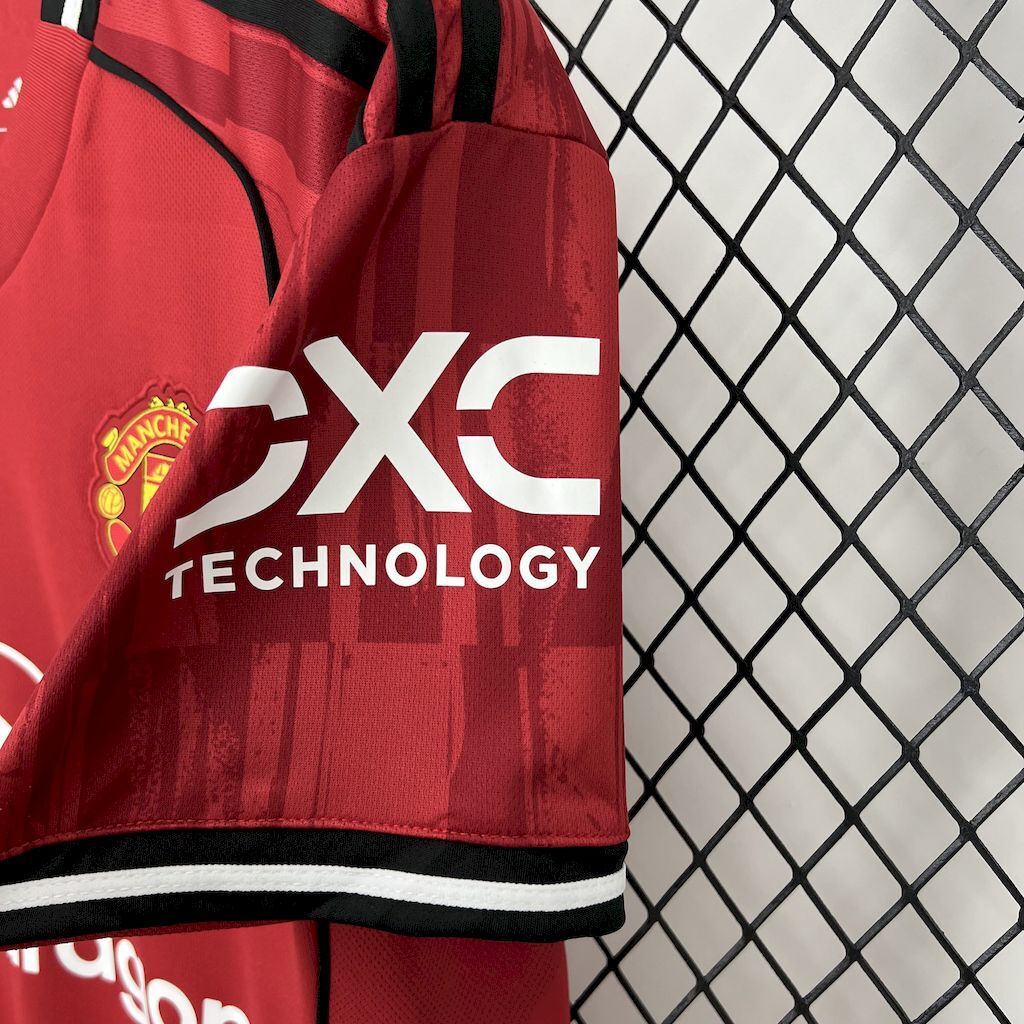 Manchester United 25/26 Home kit