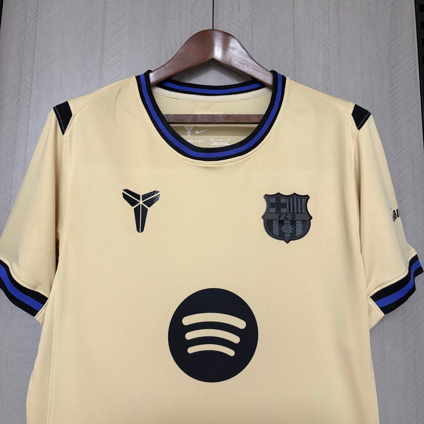 Barcelona 25/26 Away kit