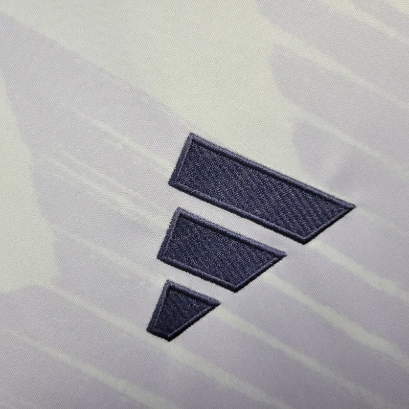 Manchester United 25/26 Away kit