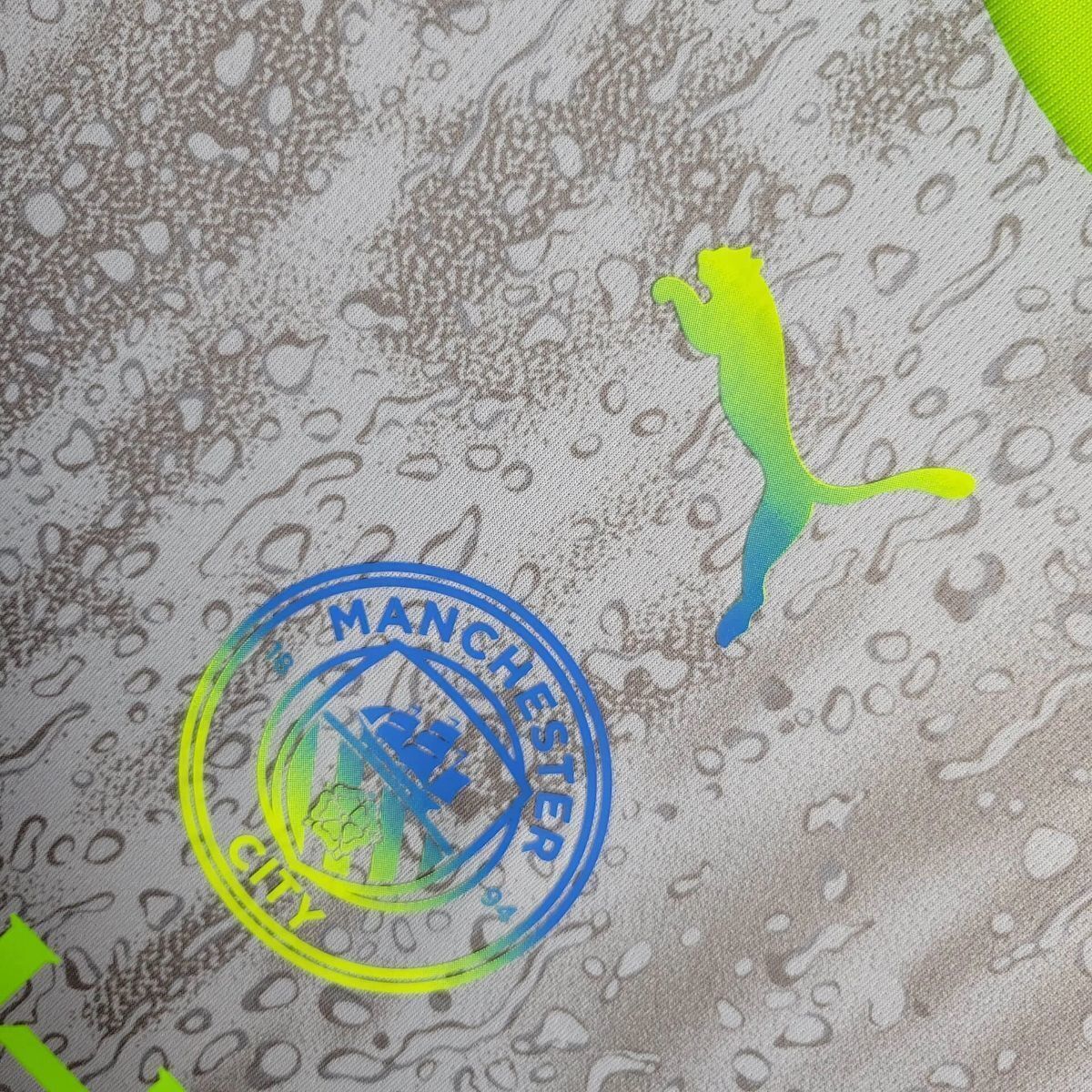 Manchester City 25/26 Away kit