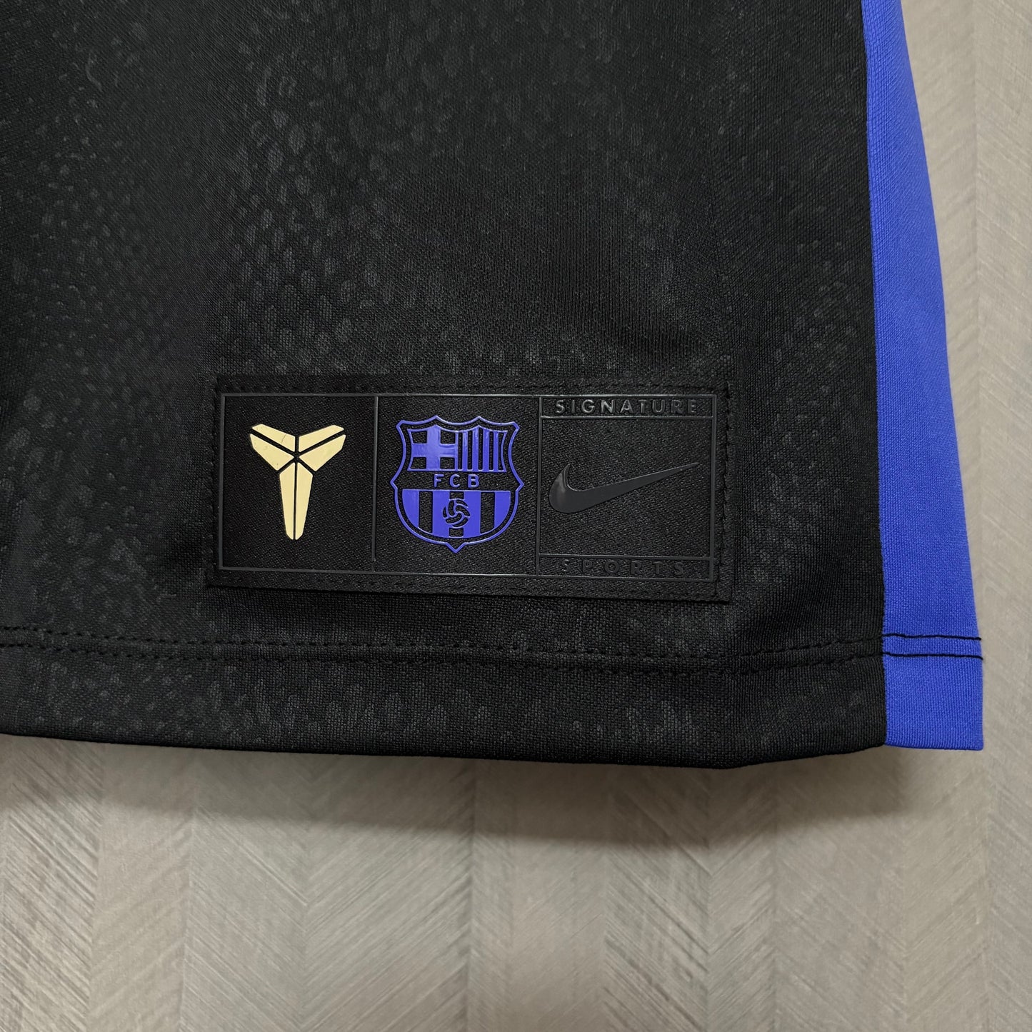 Barcelona 25/26 Fourth kit