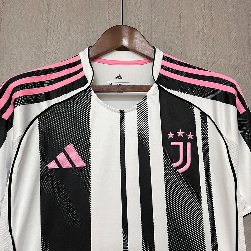 Juventus 25/26 Home kit